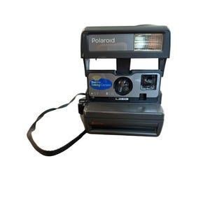 vintage Polaroid One Step Instant Camera W/Strap 600 Film Tested Vintage Talking Camera