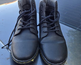 Dr Martens maelly boots