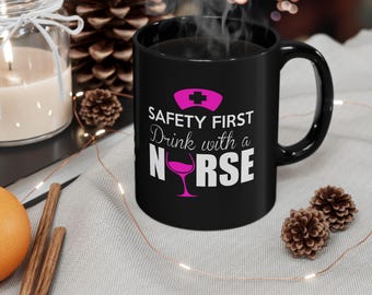 Sicherheit geht vor! Trinken Sie mit einer Krankenschwester!