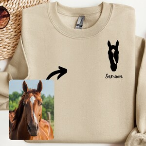 Personalised Horse Line Art Jumper, Custom Horse Silhouette Sweater, Horse Girl Gift, Horse Owner Gift, Valentine&#39;s Day Horse Mom Gift
