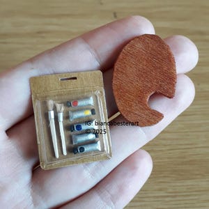 2pc - 1:12 scale Miniature art supplies / Dollhouse artist paint brushes / paint tubes / wooden paint palette