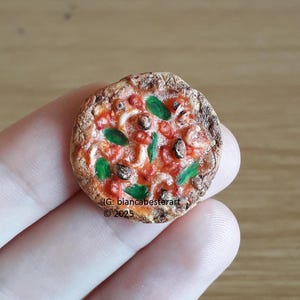 Dollhouse miniature Seafood pizza - 1:12 scale Prawn Mussels and crab pizza / Italian cuisine / doll food / OOAK / Pizza peel / pizza box