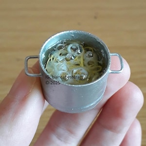 1:12 scale Dollhouse miniature Bubbling boiling pot of spaghetti pasta / miniature Italian food cuisine prep / OOAK