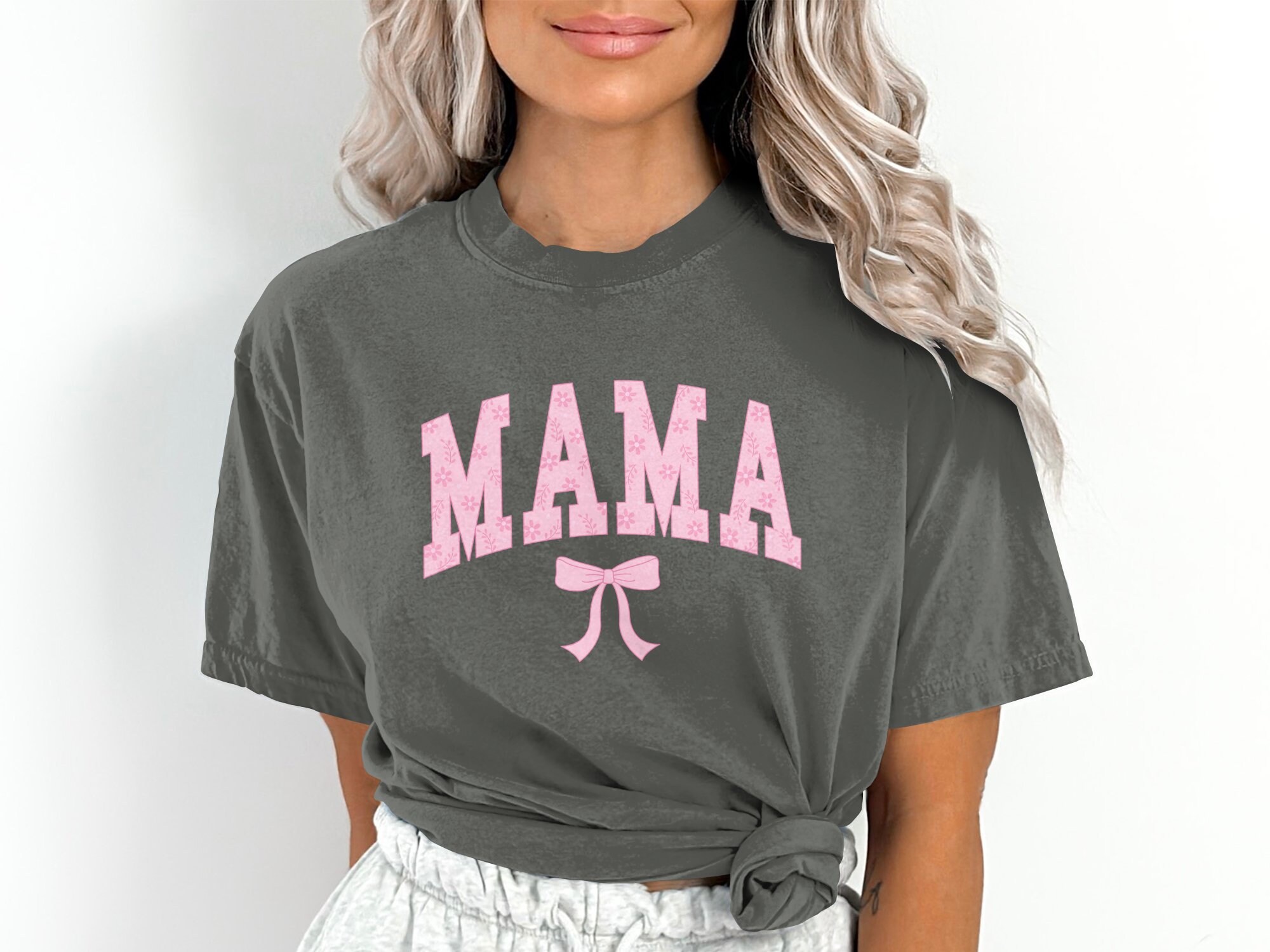 ♡mam♡ Mama Coquette Pink Floral Design T-shirt, Cute Mother's Day Gift