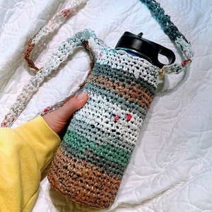 Plarn Crossbody Waterbottle Carrier