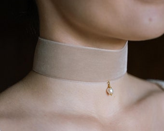 Velvet Choker •  Cream • Real Pearl Pendant