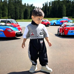 男の子の子供用カスタム名前と番号レーシングスーツ誕生日コスチューム衣装幼児用ジャンプスーツパーソナライズレーサーカードライバーコスチューム誕生日