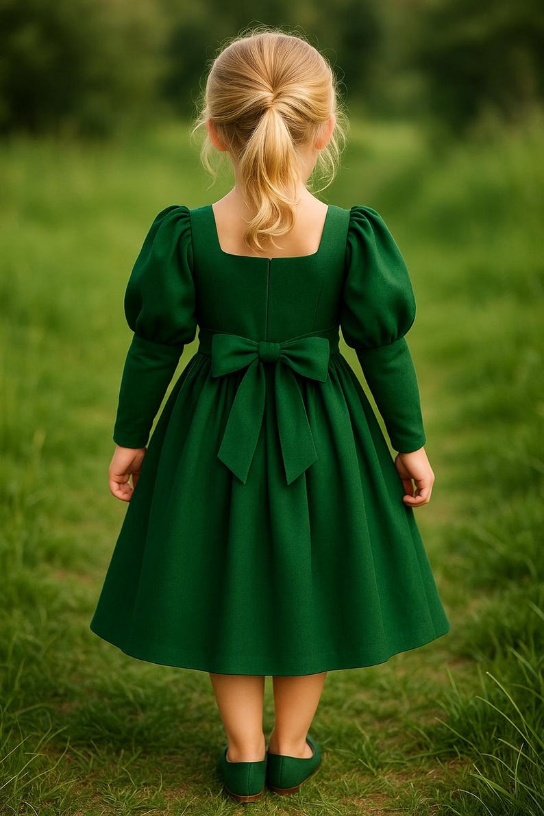 Girls Emerald Green Medieval Princess Dress Renaissance Costume Kids ...