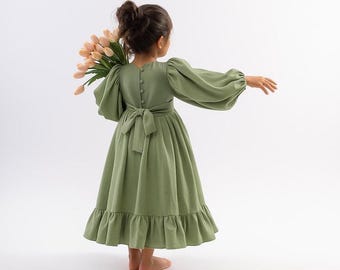 Vestido bohemio verde salvia para niña de las flores, vestido de novia para niña pequeña, vestido verde salvia con cinturón para ocasiones especiales.