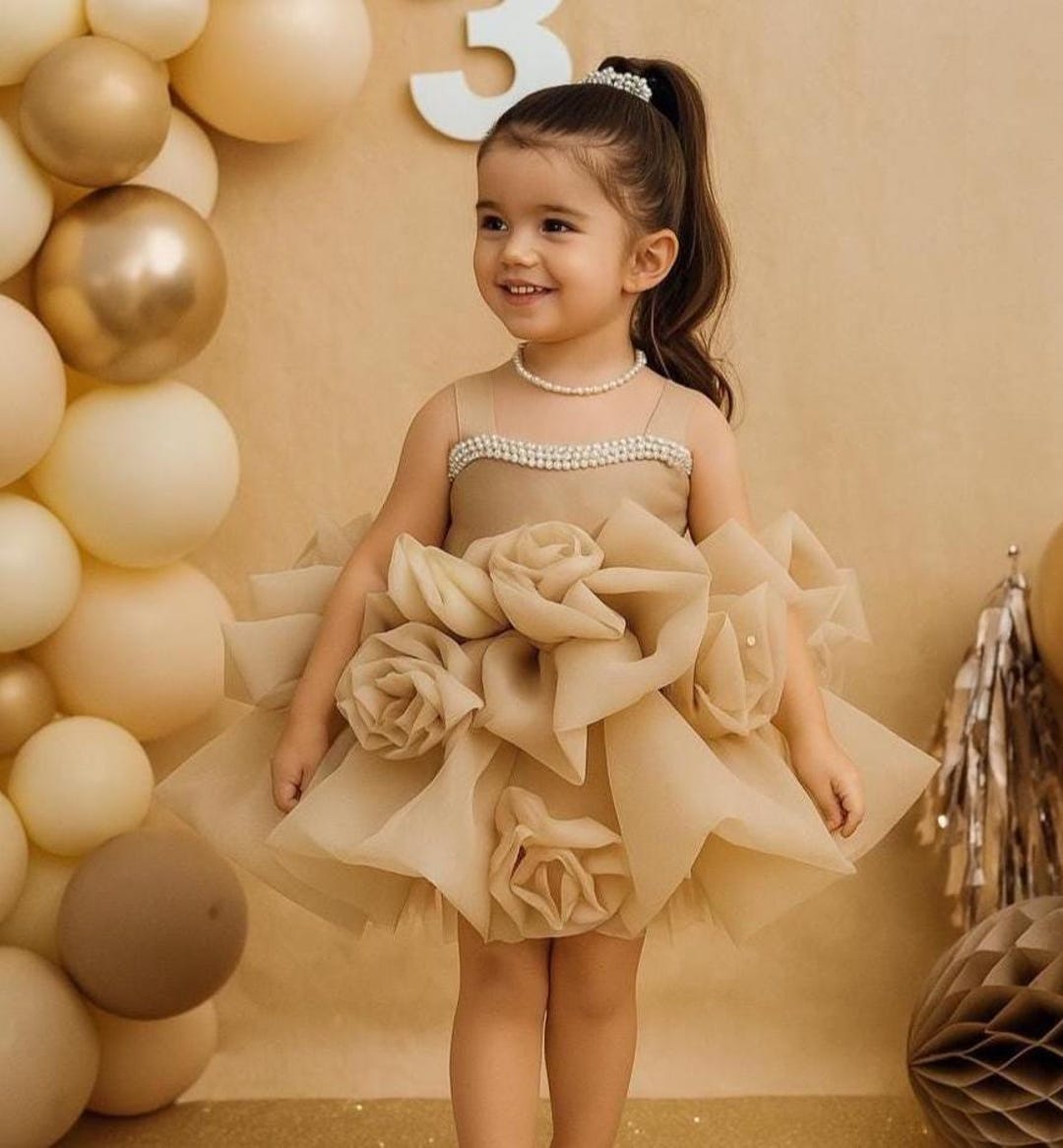 Robe d'anniversaire beige luxueuse pour bébé fille, robe de