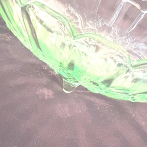 Vintage Indiana Uranium Vaseline Glass Fruit Bowl: Lime Green Oval Footed Bowl