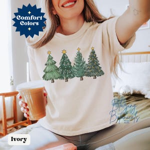 Comfort Colors Boxy Tee, Minimalist Christmas Crop Top 3023, Holiday Cropped Top, Merry and Bright, Tis the Season Cute Winter Shirt