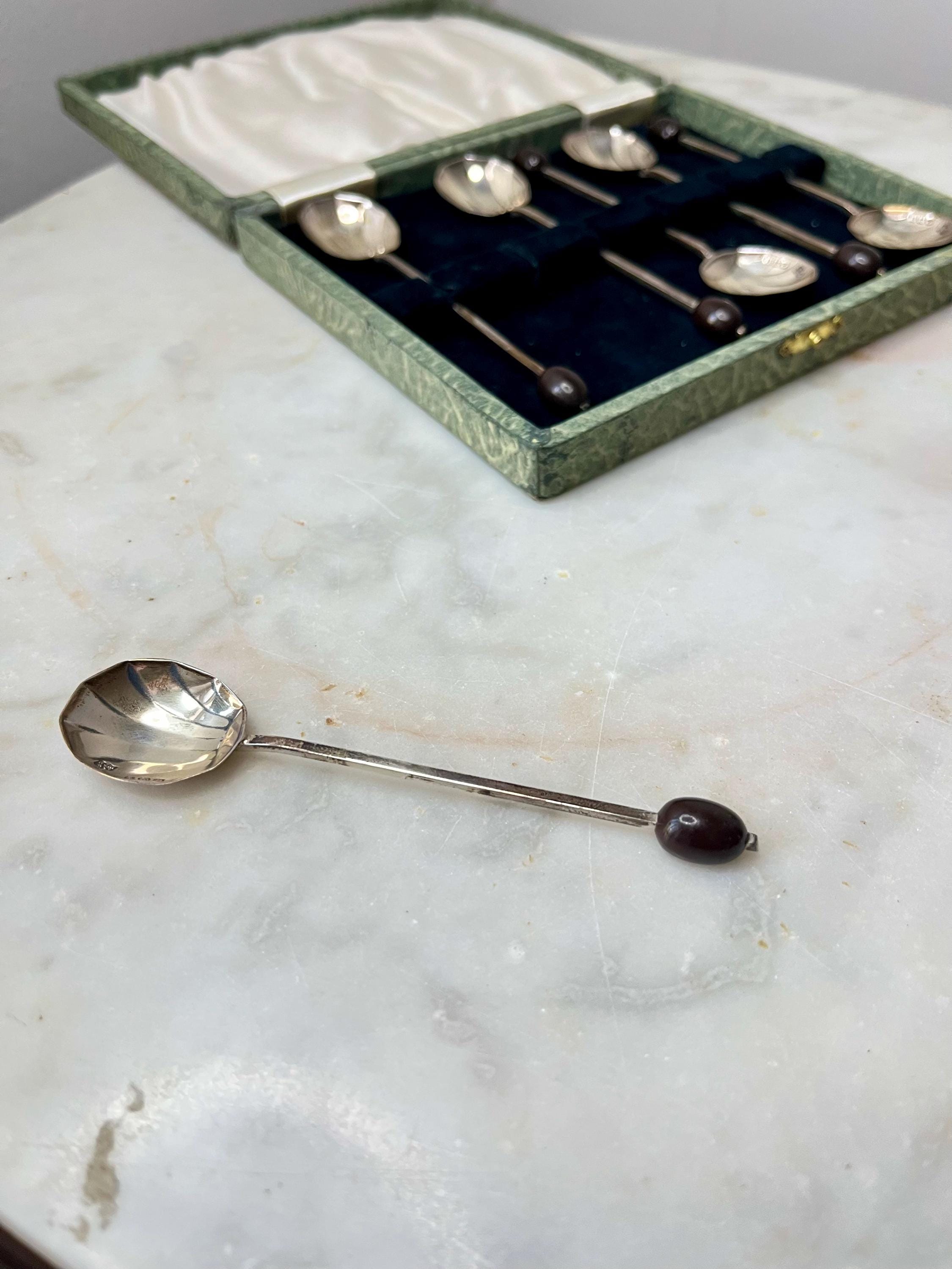 アンティーク スターリングシルバー コーヒースプーンセット：貝殻と