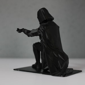 3D Printed Darth Vader Pen Holder The Dark Side of Desk Organization Bild 3