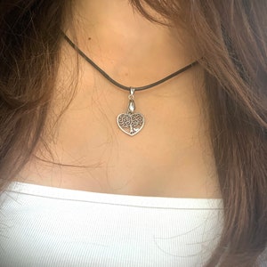 heart pendant necklace