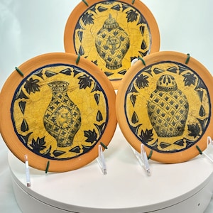 Vintage Sherwood Pottery Decorative Plates: Hand-Painted Terracotta Set