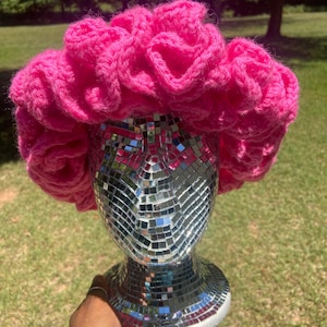 Crochet ruffle hat