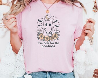 Comfort Colors Doctor Halloween T-Shirt: Funny Nurse Tee