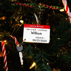 Driver&#39;s License Personalized Christmas Ornament, New Driver Ornament for Christmas Tree, Car Keys Ornament, First Drivers License Gifts
