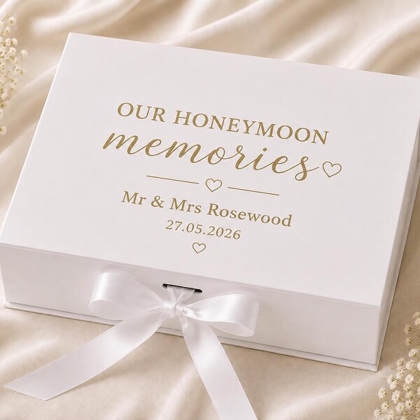 Personalised Honeymoon Keepsake Box, Honeymoon Memory Box, Wedding Gift for Couple, Mr & Mrs Gift, Newlywed Gift, Travel Memory Box