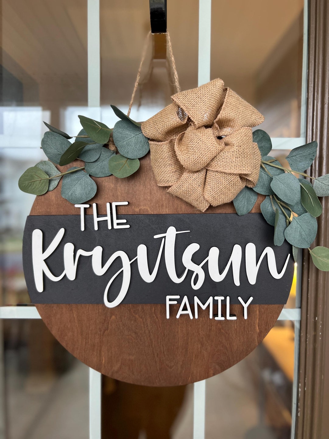 Personalized Family Name Door Hanger: 3D Wood Round Wreath - Etsy