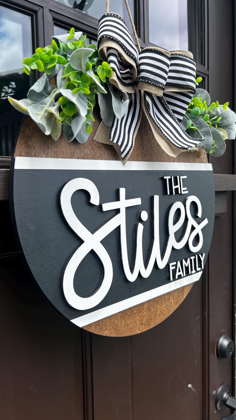 Personalized Last Name Welcome Door Hanger: 3D Wood Lettering - Etsy