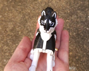 Loyal Flexi Wolf