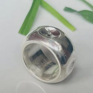Kupolring i sterlingsilver: Bredt band i bohemiskt uttryck, handgjord