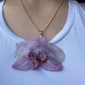 Real Purple Orchid Necklace: Crystal Resin, Gold-Tone Chain