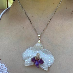 Real Orchid Resin Pendant Necklace: Silver Star Charm, Stainless Steel Chain