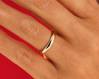 Polished Dome 10k Solid Yellow Gold Wedding Band for Men and Women / Comfort Fit Wedding Ring with Free Engraving / Dome Band