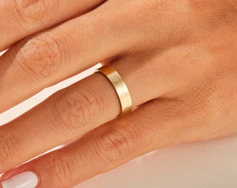 4 mm Matte Flat 10k / 14k / 18k Solid Gold Wedding Band for Men and Women / Comfort Fit Wedding Ring with Free Engraving