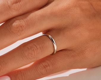 2 mm Polished Dome 10k / 14k / 18k Solid White Gold Wedding Band for Men and Women / Comfort Fit Wedding Ring with Free Engraving