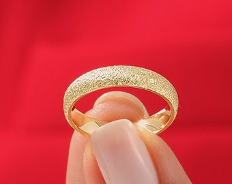 Stardust Dome 10k Solid Yellow Gold Wedding Band for Men and Women / Comfort Fit Wedding Ring with Free Engraving / Stardust Dome Band