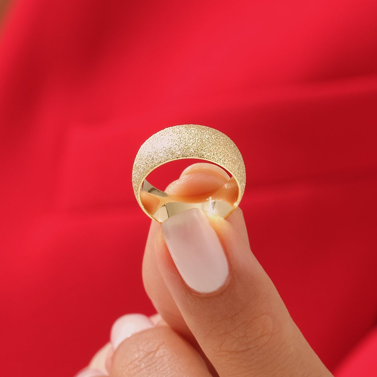 8 Mm Stardust Dome 10k / 14k / 18k Solid Gold Wedding Band for Men and