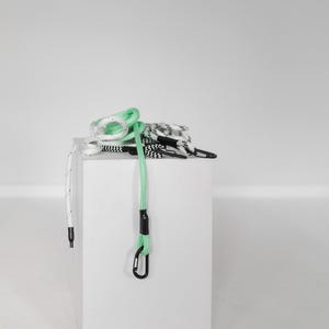 Schultergurt mit Karabiner, Extra langer Taschengurt aus Paracord-Seil, Bunter verstellbarer Umhängegurt
