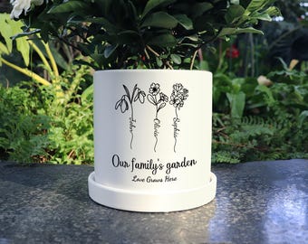 Custom Grandma&#39;s Garden Plant Pot,Personalized Birth Flower Pots, Grandma Gifts,Garden of Love Flower Pot,Gift for Mom