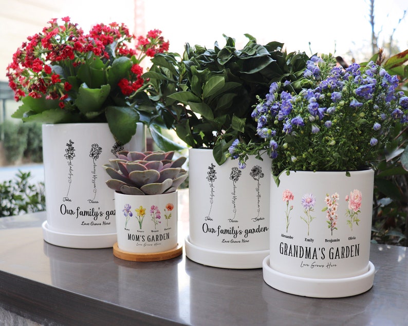 Grandma's GiftPersonalized Birth Month Flower plant Pot,Custom Grandma's Garden,Plant Pot,Mother's Day GiftsMom Gifts from Daughter image 7