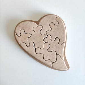 Wooden Puzzle Heart Toy for Children Jigsaw Montessori Easter Gift Natural Birthday Kids Present Handmade Nursery Room Decoration Christmas