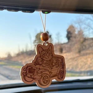 ScentDrifties Mirror Drifters – Wooden Essential Oil Diffusers | Miscellaneous Animals Driving