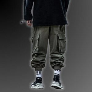 Pantalon cargo Techwear, esthétique Cyberpunk, pantalon cargo, poches multiples, conception tactique, pantalons de survêtement décontractés, pantalons Y2K, pantalons Harem image 3