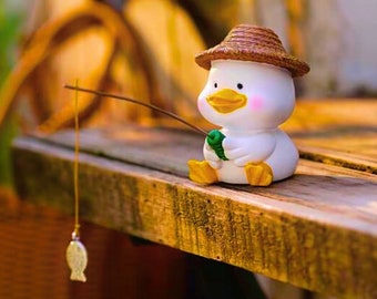 Cute Fishing Duck Sculpture Pond Decor Fisherman Duck Cute Figurines Outdoor Art Yard Decoration Garden Lover Gift