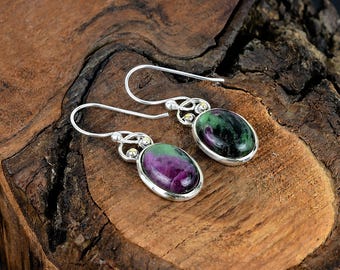 Regalo per lei: orecchini in argento sterling con pietra preziosa di zoisite rubino, orecchini pendenti in argento con pietra di zoisite rubino, orecchini in argento fatti a mano