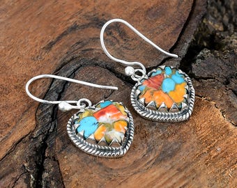 スパイニーオイスターターコイズシルバーメッキダングルイヤリング