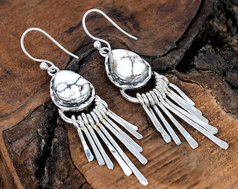 Pendientes de turquesa de caballo salvaje Pendientes de plata con piedras preciosas Pendientes de plata de ley con turquesa Pendientes hechos a mano Pendientes de turquesa de caballo salvaje