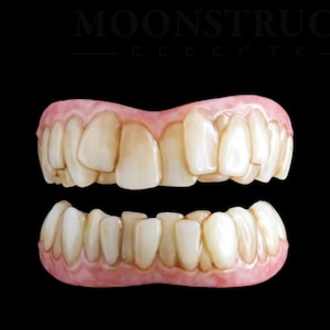The Grouch Teeth , The Christmas Grouch Teeth , Stained Teeth , Crooked Teeth , Prosthetic Teeth For TV And Films , Cosplay Grouch Teeth