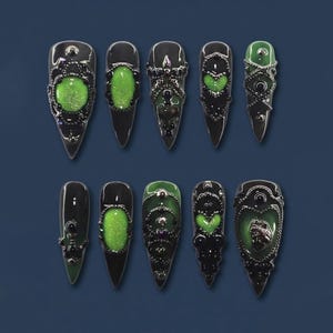 Handmade Dark Fantasy Hannya Press On Nails | Luxury 3D Oni Mask & Gothic Rune Art | Ethereal Forest Myth Aesthetic - The Serpent’s Curse