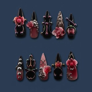 Handmade Crimson Royalty Press On Nails | Luxury 3D Heart & Ruby Gemstone Art | Dark Coquette Vampire Aesthetic - The Queen of Hearts