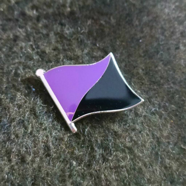 Anarchist Flag Pin | Feminist Pin | Anarcha-Feminist Pin | Feminism Flag Pin | Backpack Pin | Clothing Pin | Friendship Gift | Anarchism