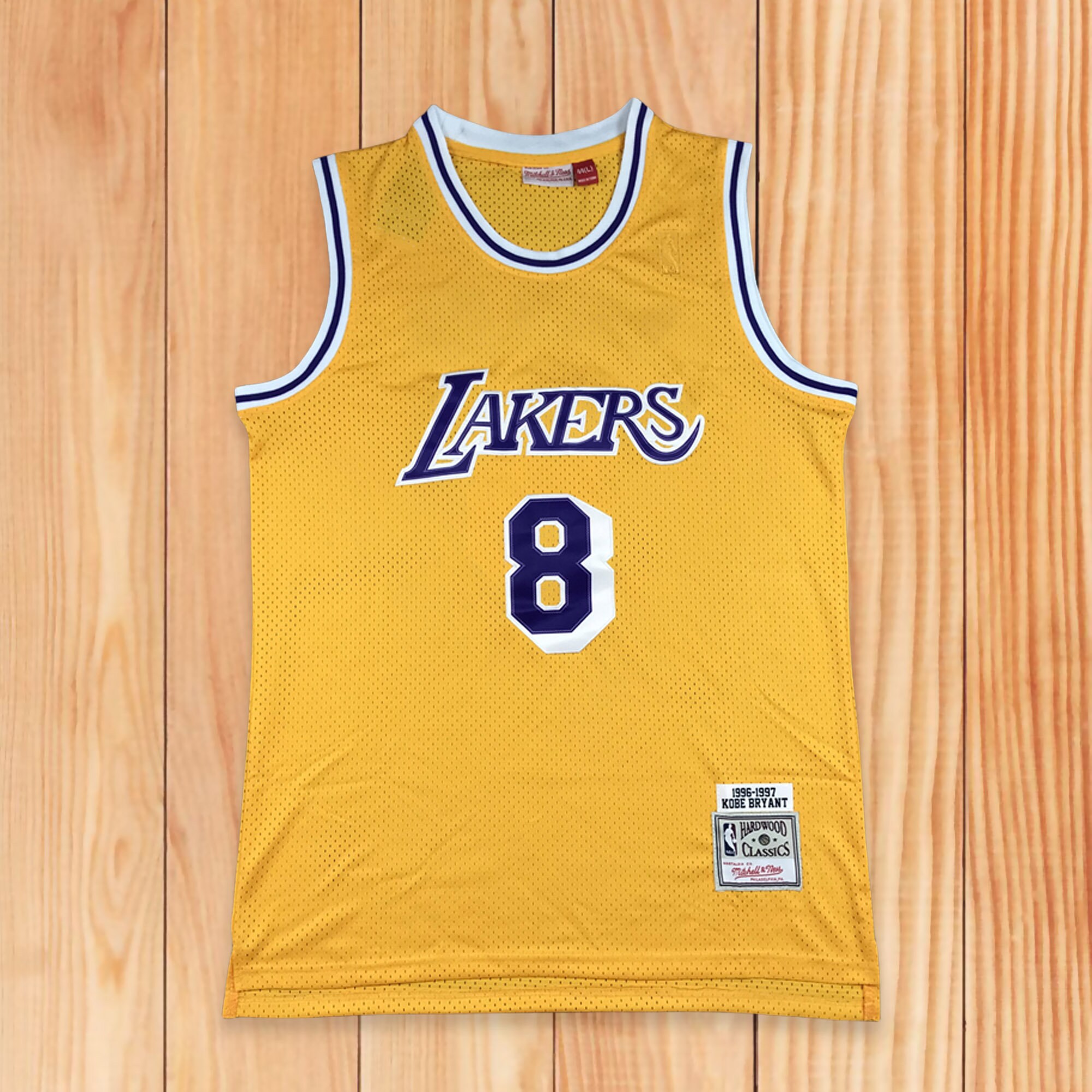 LA Lakers Kobe Bryant Mitchell and Ness T-Shirt - 5 Star Vintage
